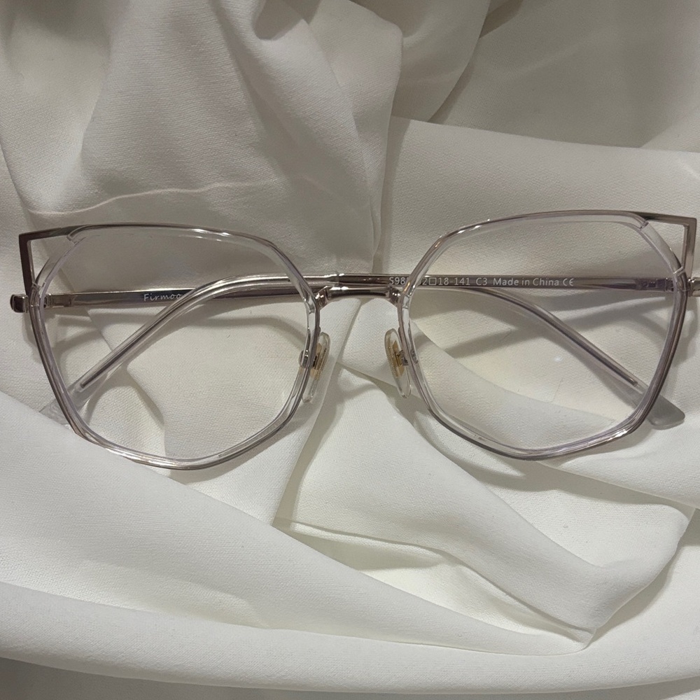 Elegant Clear Blue Light Blocking Eyewear